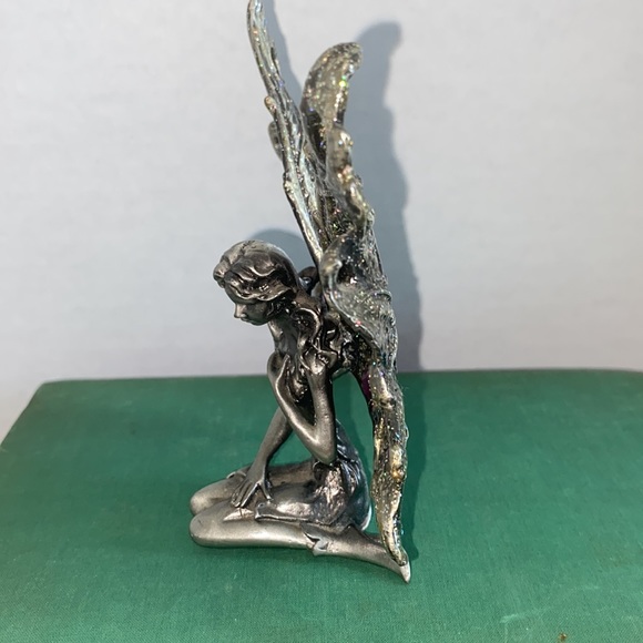 Vintage pewter, Nicole fantasy fairy purple jewels, glitter on wings - Picture 7 of 10